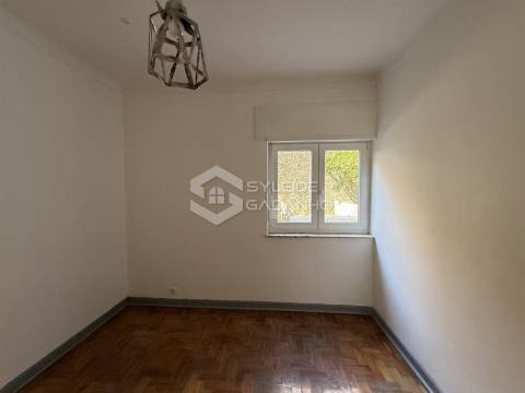 Apartamento T4 para ARRENDAMENTO na Covilhã
