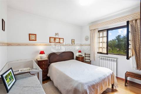 Moradia Rústica T5 Venda em Tortosendo,Covilhã