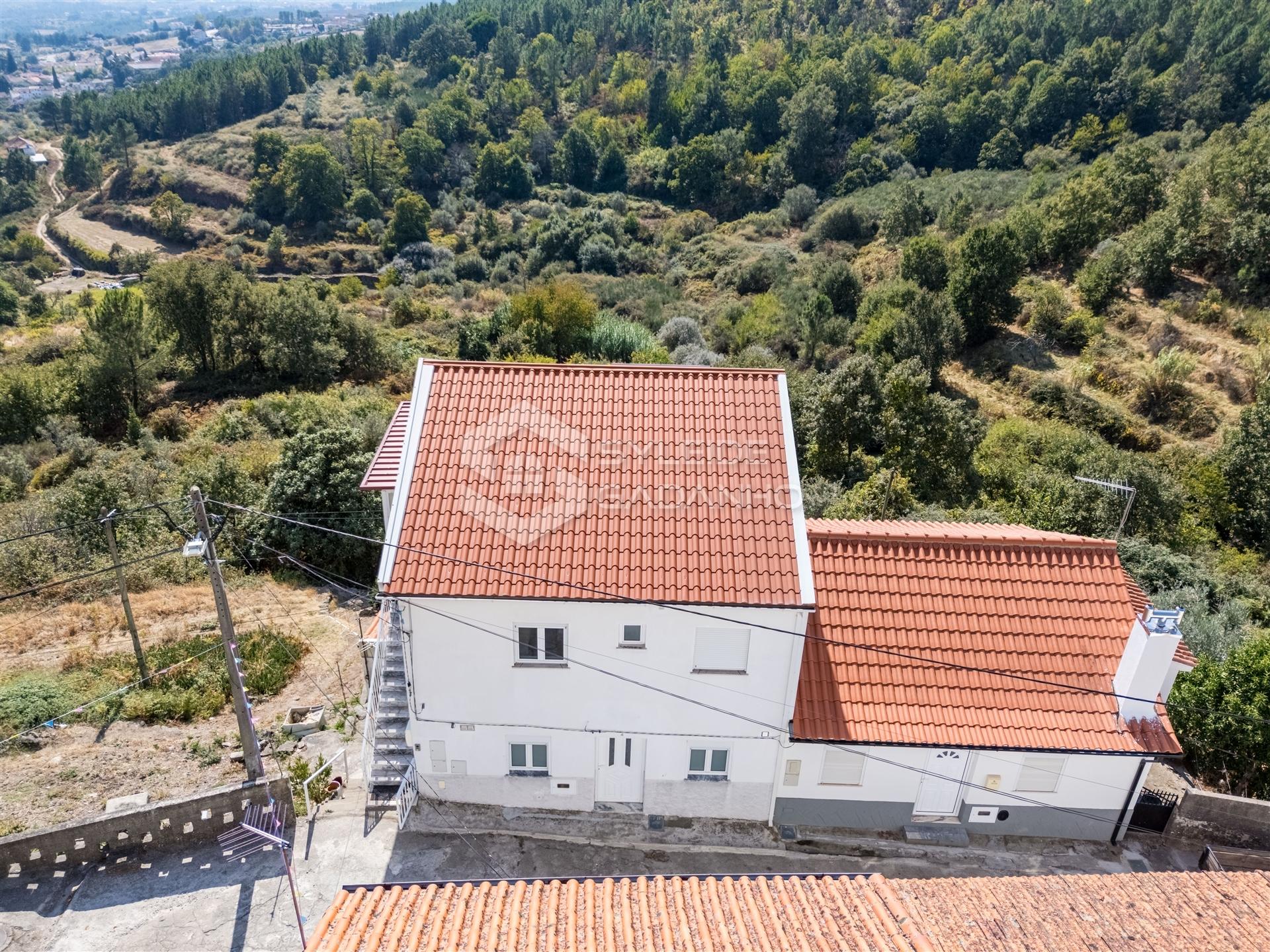 Prédio T4 Venda em Tortosendo,Covilhã
