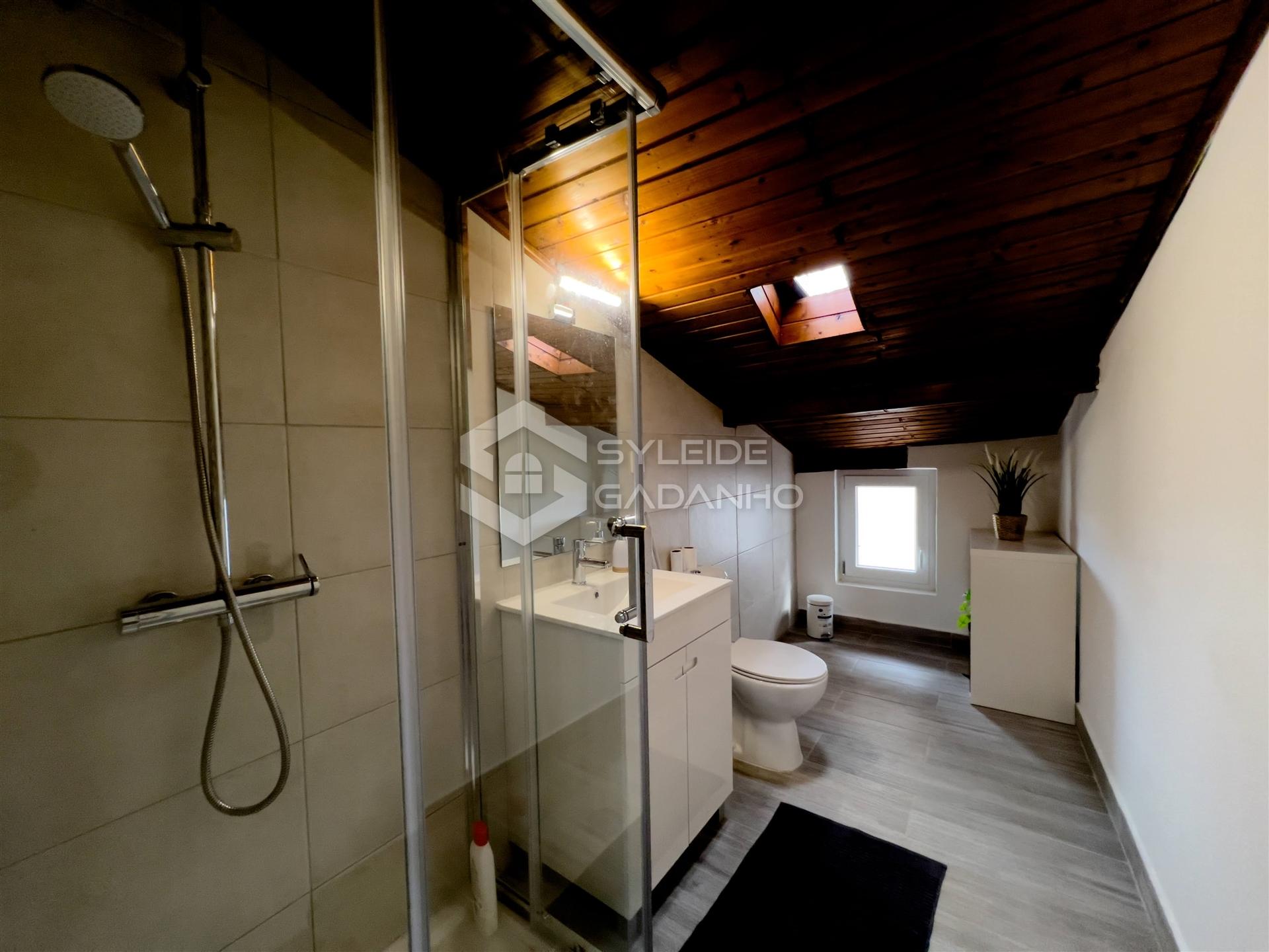 Quarto T3 Arrendamento em Covilhã e Canhoso,Covilhã