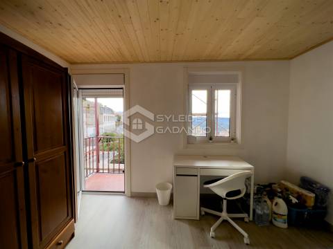 Quarto T3 Arrendamento em Covilhã e Canhoso,Covilhã