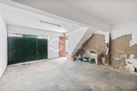 Moradia em Banda T2 Venda em Barco e Coutada,Covilhã