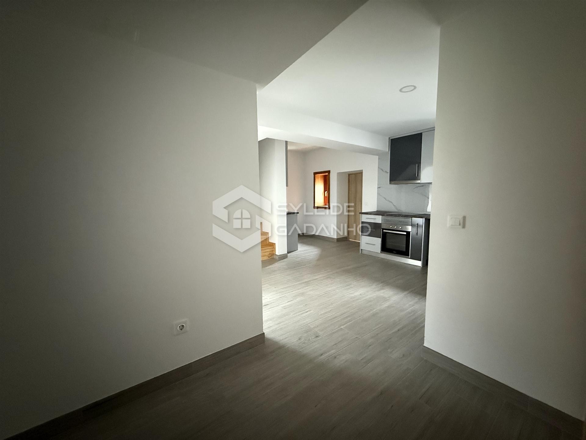 Apartamento T4 Arrendamento em Tortosendo,Covilhã