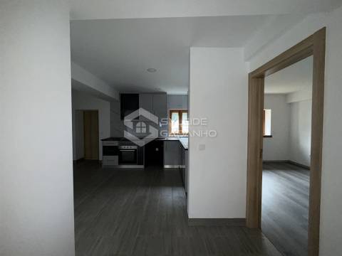 Apartamento T4 Arrendamento em Tortosendo,Covilhã