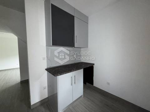Apartamento T4 Arrendamento em Tortosendo,Covilhã