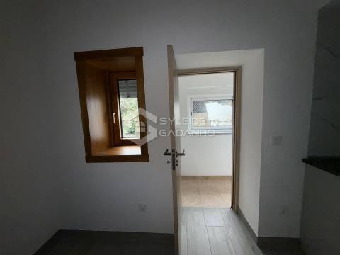 Apartamento T4 Arrendamento em Tortosendo,Covilhã