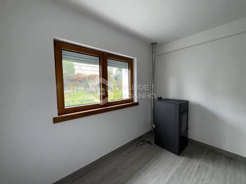 Apartamento T4 Arrendamento em Tortosendo,Covilhã