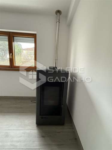 Apartamento T4 Arrendamento em Tortosendo,Covilhã