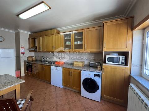 Apartamento T3 Arrendamento em Fundão, Valverde, Donas, Aldeia de Joanes e Aldeia Nova do Cabo,Fundão