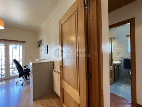 Apartamento T3 Arrendamento em Fundão, Valverde, Donas, Aldeia de Joanes e Aldeia Nova do Cabo,Fundão