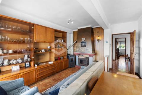 Apartamento T4 para VENDA na Calçada das Poldras, zona baixa da Covilhã