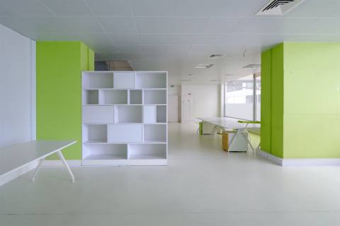 Escritório em Gaia, no Edifício do ISLA, com rendimento