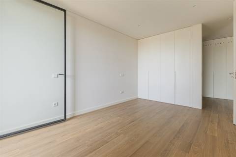 Arrendamento - Varandas do Covelo - Apartamento T1