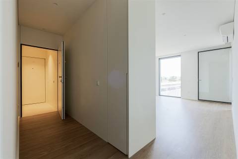 Arrendamento - Varandas do Covelo - Apartamento T1