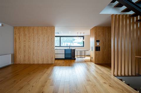 Moradia T3, com 3 suites, jardim e Piscina na Boavista