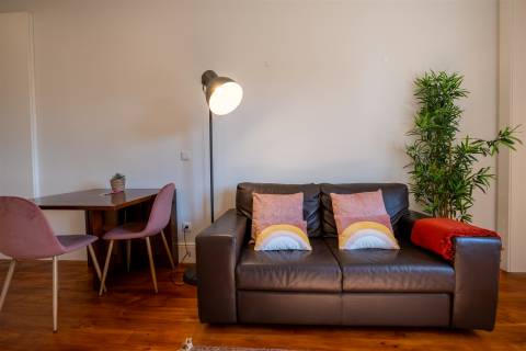 Oporto Studio Pool Oasis: Arrendamento Médio Prazo no Bonfim