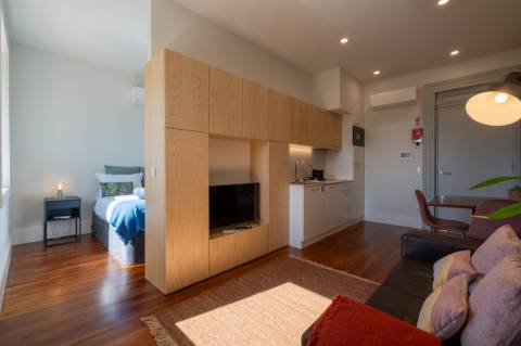 Oporto Studio Pool Oasis: Arrendamento Médio Prazo no Bonfim