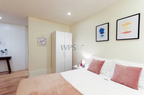 T0 com 1 quarto independente, na Baixa do Porto, com Licença AL