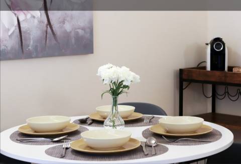 T0 com 1 quarto independente, na Baixa do Porto, com Licença AL