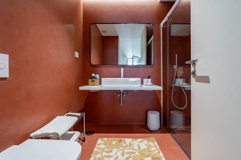 Apartamento T2 para Arrendamento, zona histórica de gaia, com piscina, spa e vista panorâmica