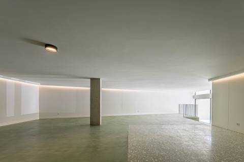 Apartamento T2 para Arrendamento, zona histórica de gaia, com piscina, spa e vista panorâmica