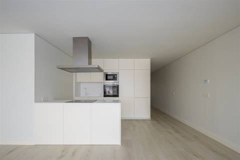 Apartamento T2 com vista para o Rio Douro