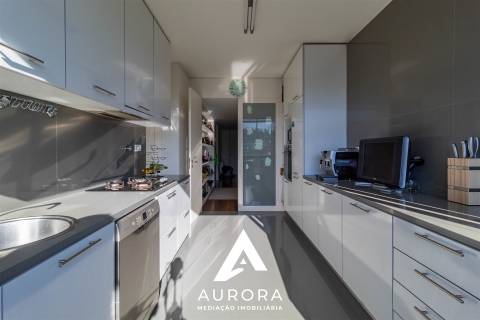 Apartamento T4 Venda em Mafamude e Vilar do Paraíso,Vila Nova de Gaia