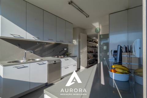 Apartamento T4 Venda em Mafamude e Vilar do Paraíso,Vila Nova de Gaia