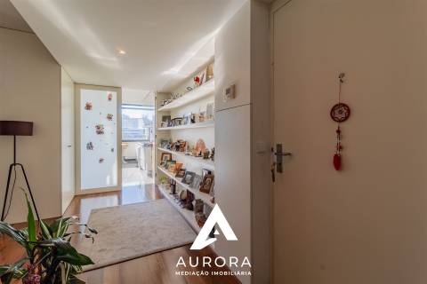 Apartamento T4 Venda em Mafamude e Vilar do Paraíso,Vila Nova de Gaia
