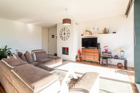 Apartamento T4 Venda em Mafamude e Vilar do Paraíso,Vila Nova de Gaia