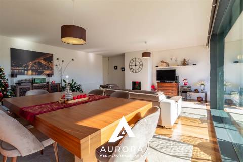 Apartamento T4 Venda em Mafamude e Vilar do Paraíso,Vila Nova de Gaia