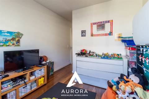 Apartamento T4 Venda em Mafamude e Vilar do Paraíso,Vila Nova de Gaia