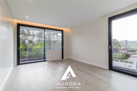 Moradia T4 Venda em Anta e Guetim,Espinho