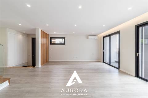 Moradia T4 Venda em Anta e Guetim,Espinho