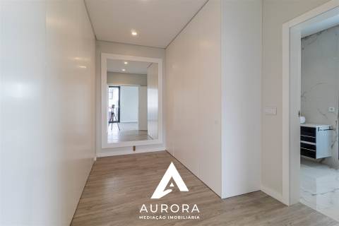 Moradia T4 Venda em Anta e Guetim,Espinho