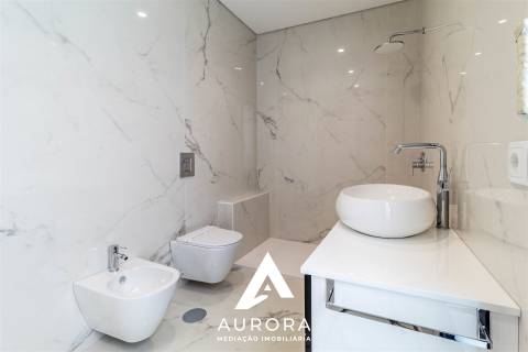 Moradia T4 Venda em Anta e Guetim,Espinho