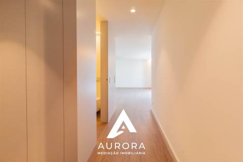 Apartamento T2 nascente/sul a 100 metros da praia de Espinho