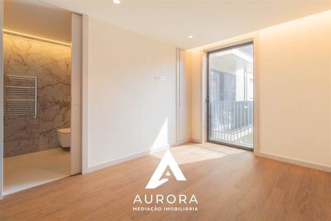 Apartamento T2 nascente/sul a 100 metros da praia de Espinho