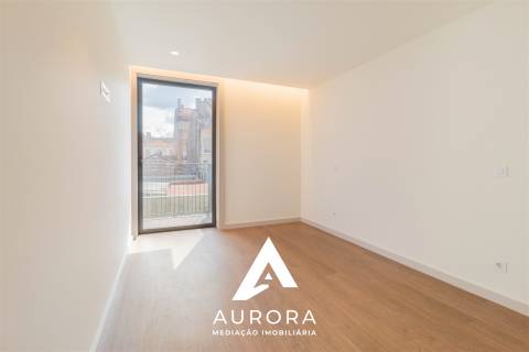 Apartamento T2 nascente/sul a 100 metros da praia de Espinho