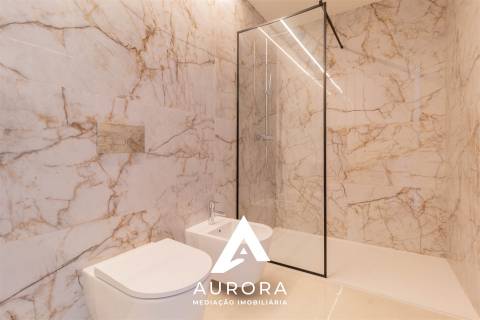 Apartamento T2 nascente/sul a 100 metros da praia de Espinho