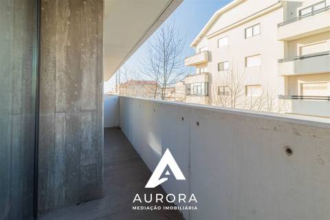 Apartamento T2 a 100 metros da praia Garagem Box