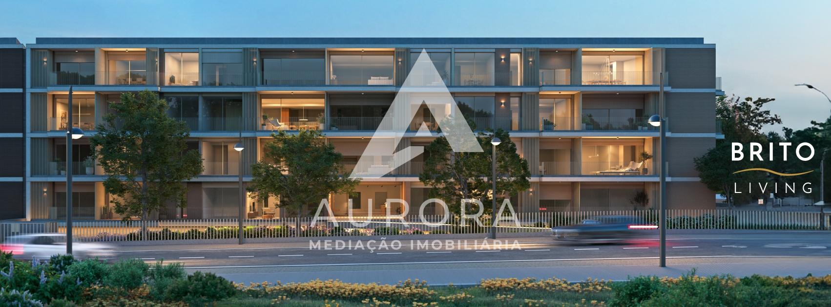 T2 S.Félix último piso vista mar varanda sul 3 lugares+arrumo