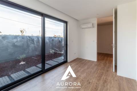 Moradia T4 Venda em Serzedo e Perosinho,Vila Nova de Gaia