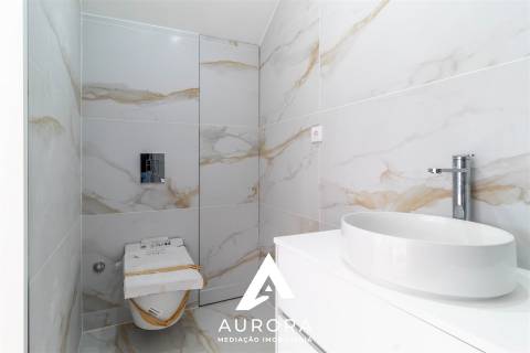 Moradia T4 Venda em Serzedo e Perosinho,Vila Nova de Gaia