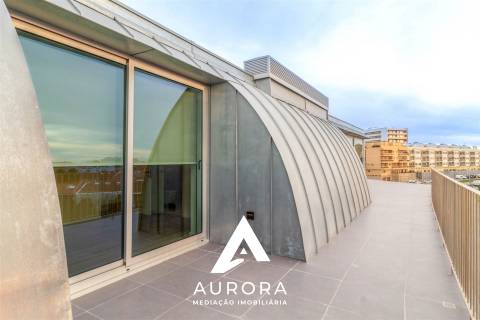 Exclusivo Penthouse com terraço de 163m2