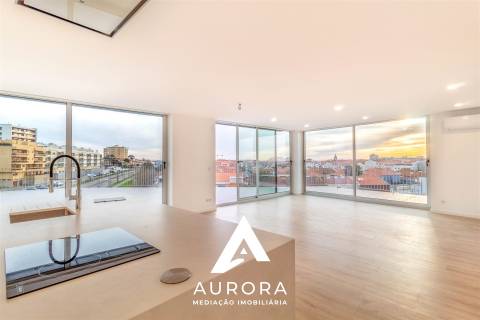 Exclusivo Penthouse com terraço de 163m2