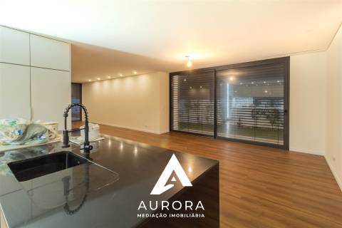 Moradia T4 Venda em Rio Meão,Santa Maria da Feira