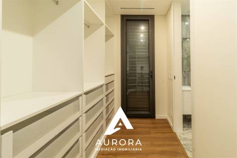 Moradia T4 Venda em Rio Meão,Santa Maria da Feira