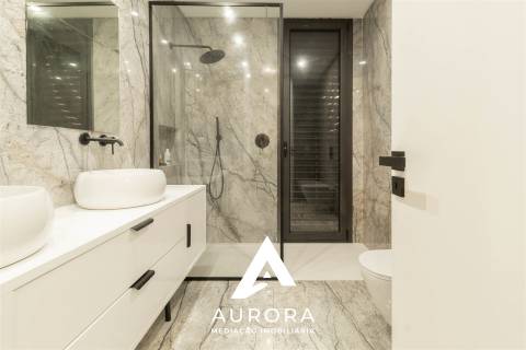 Moradia T4 Venda em Rio Meão,Santa Maria da Feira