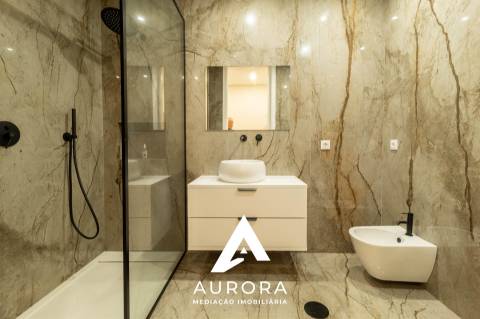 Moradia T4 Venda em Rio Meão,Santa Maria da Feira